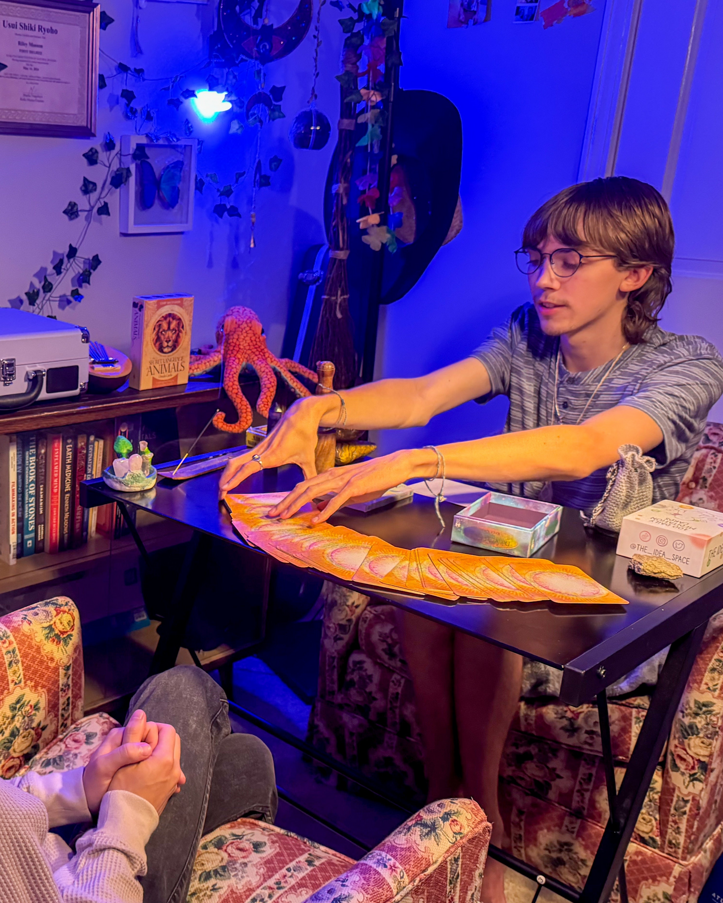 Tarot & Oracle Reading